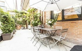 Elegant Fornasa Vecia, Canal View With A Beautiful Garden R&R