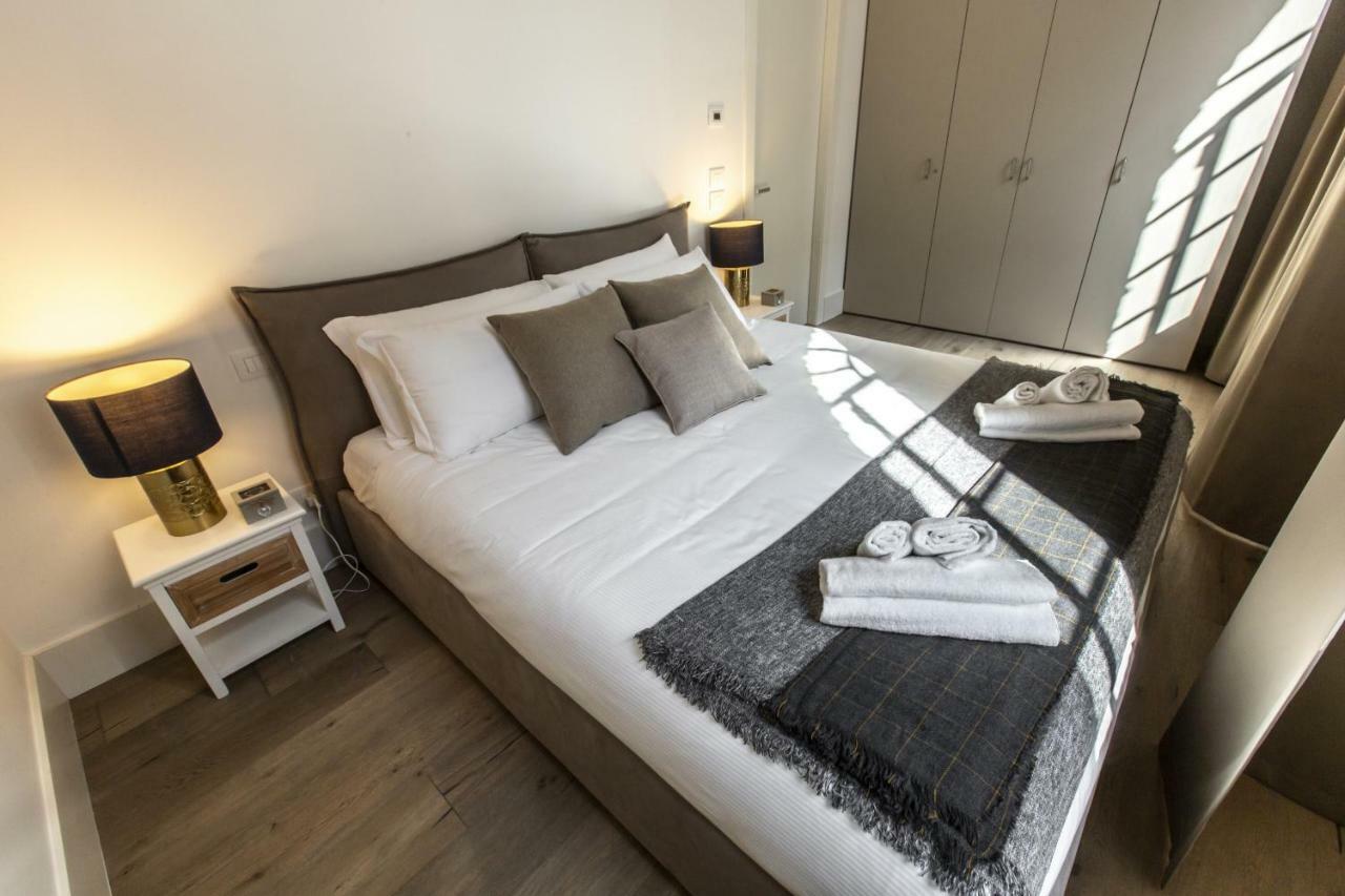 Elegant Fornasa Vecia, Canal View With A Beautiful Garden R&R Venezia Esterno foto