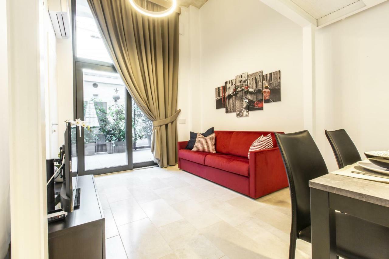 Elegant Fornasa Vecia, Canal View With A Beautiful Garden R&R Venezia Esterno foto
