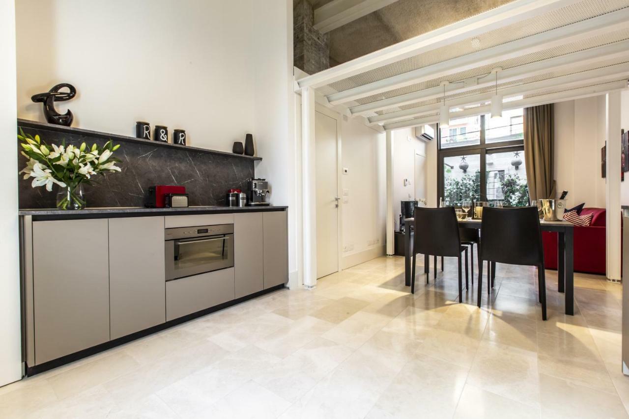 Elegant Fornasa Vecia, Canal View With A Beautiful Garden R&R Venezia Esterno foto