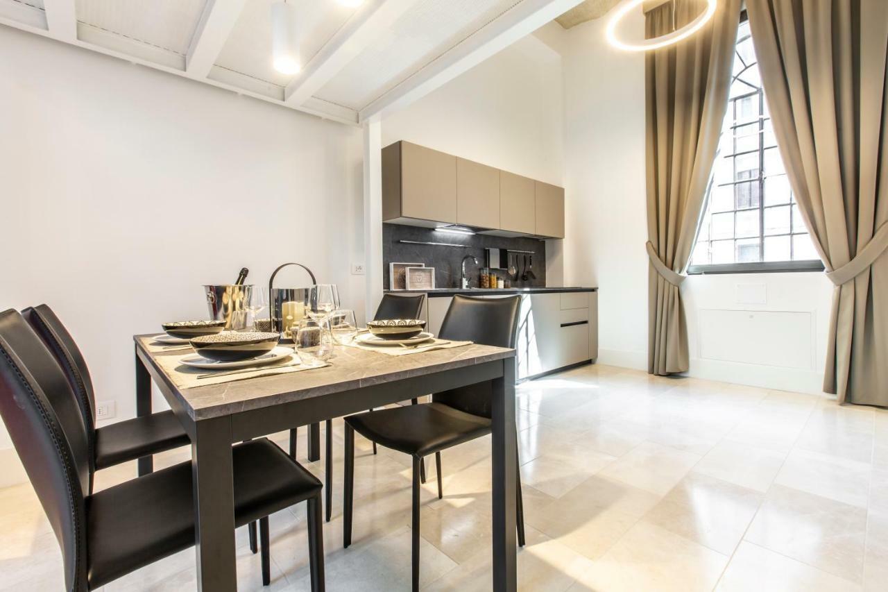 Elegant Fornasa Vecia, Canal View With A Beautiful Garden R&R Venezia Esterno foto